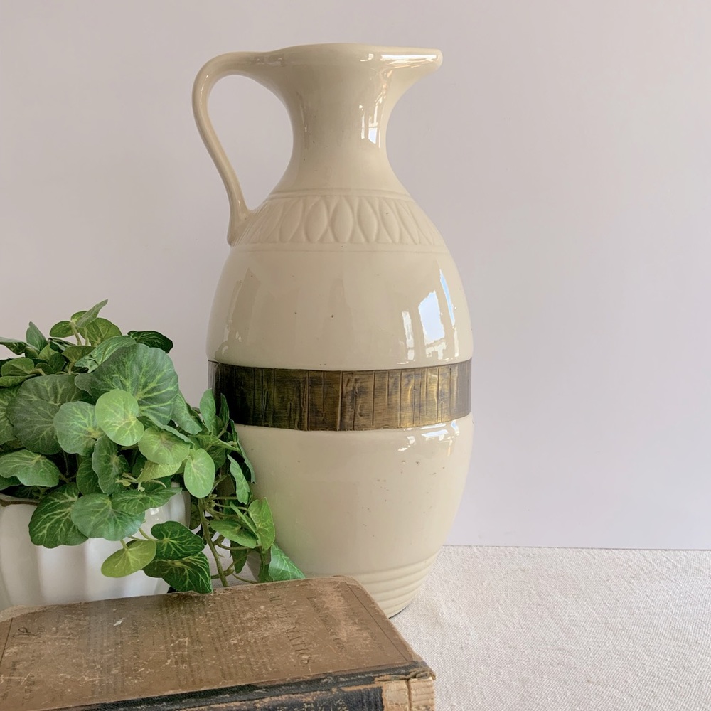 Tall Pitcher w/Metal Band